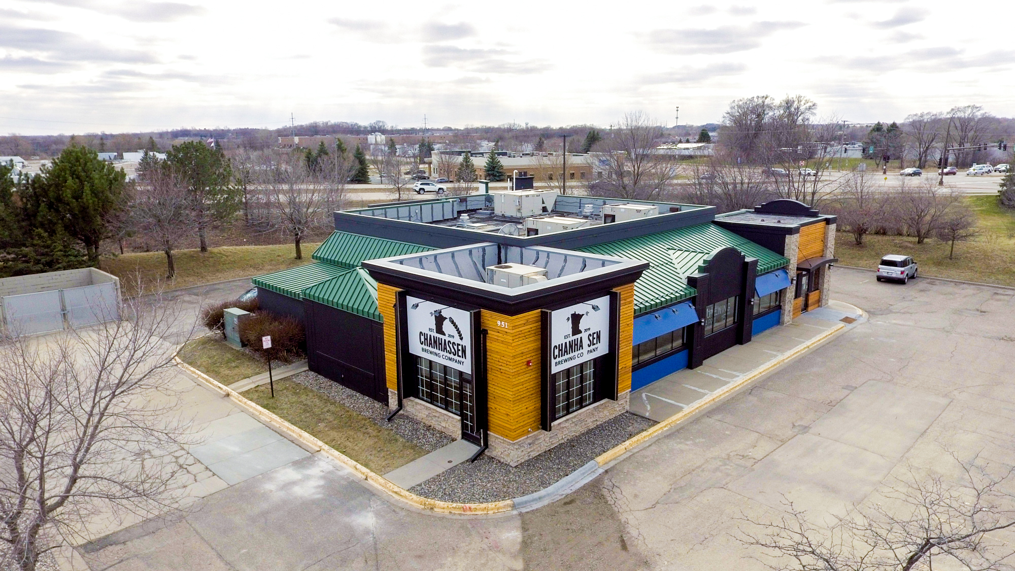 Chanhassen Brewing Company occupies a former Perkins restaurant • Photo by Jordan Wipf