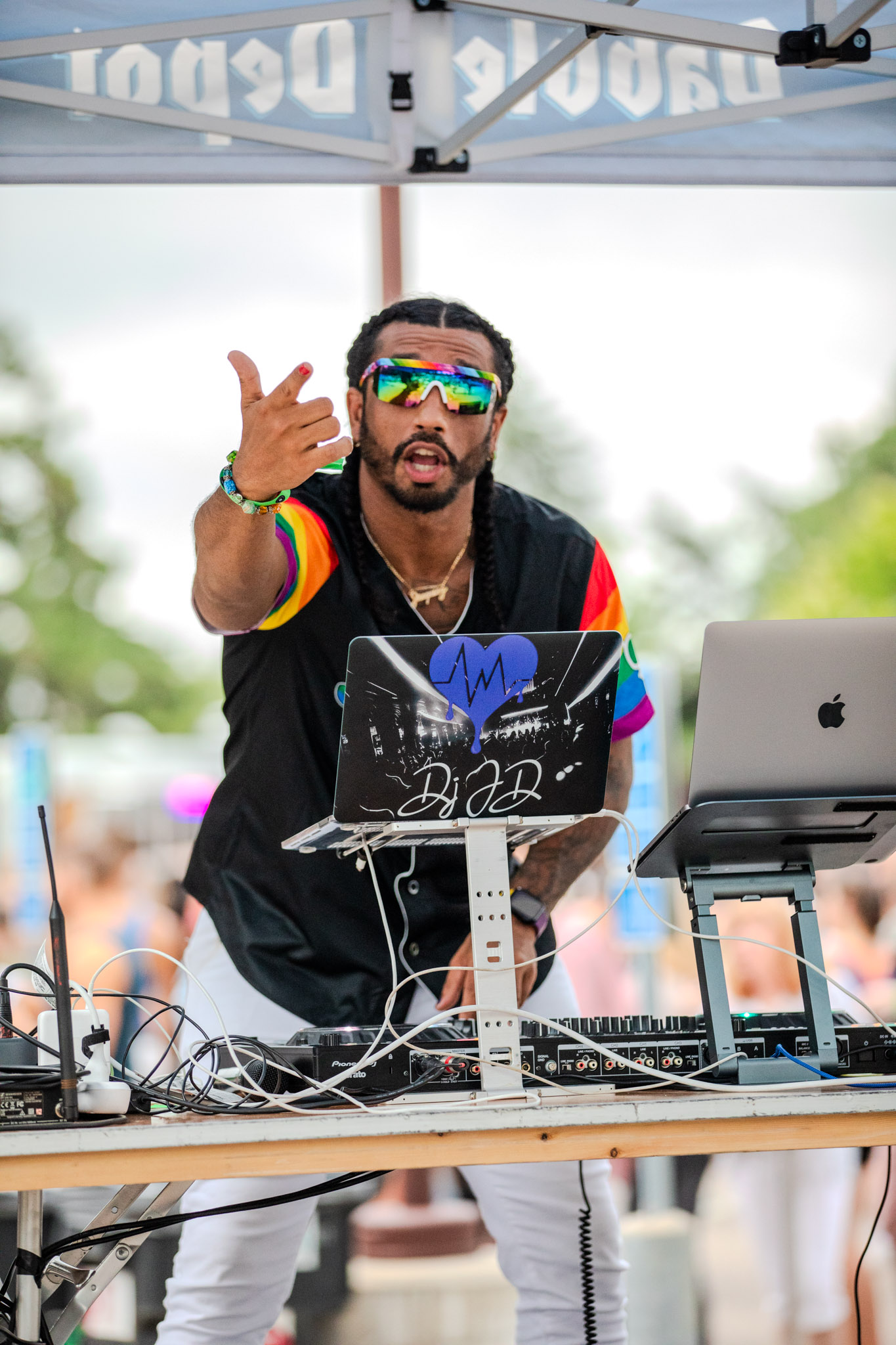 Pride Beer Dabbler 2024_LOWRES_Event Photography – Photo by Jordan Wipf-059